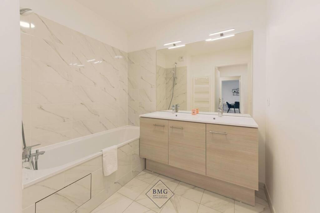 Faubourg Appartement Disneyland Bmyguest Serris Extérieur photo